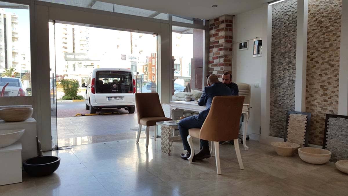 Antalya Taş Market Mağaza