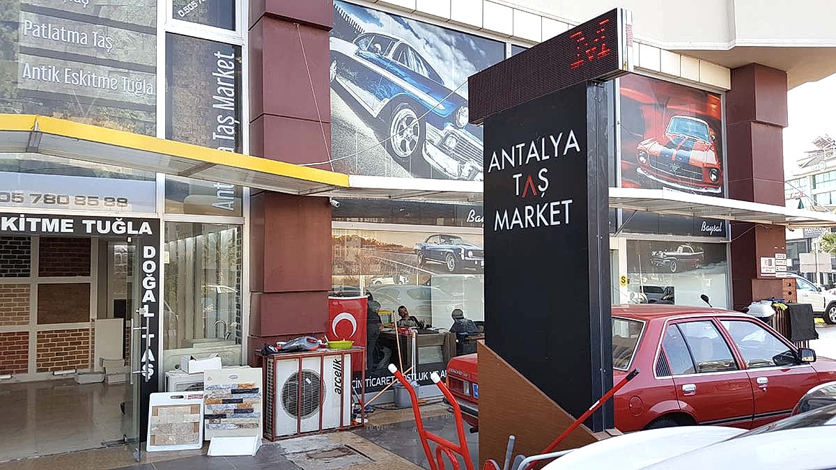 Antalya Taş Market Mağaza